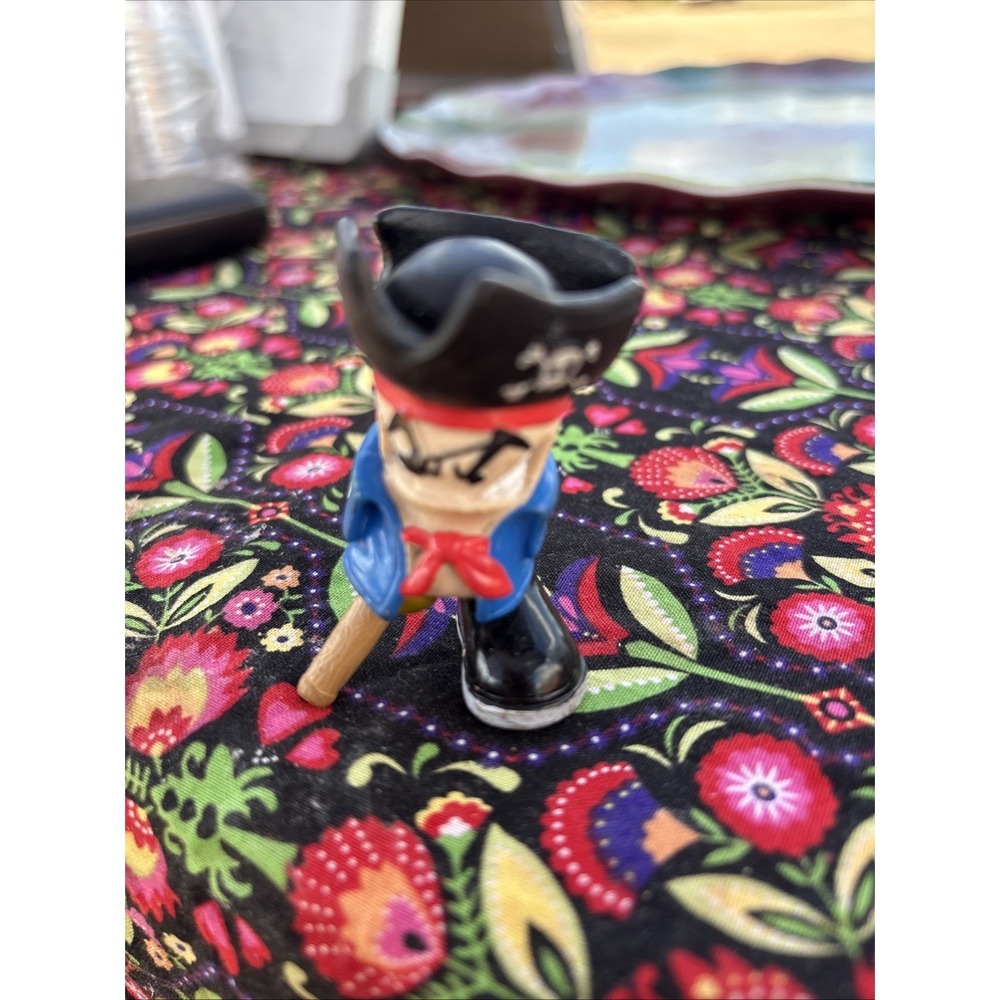 Tech Deck Dude Deluxe Woody Red Tie Black Hat Rare 2001 Series 1 Action Figure